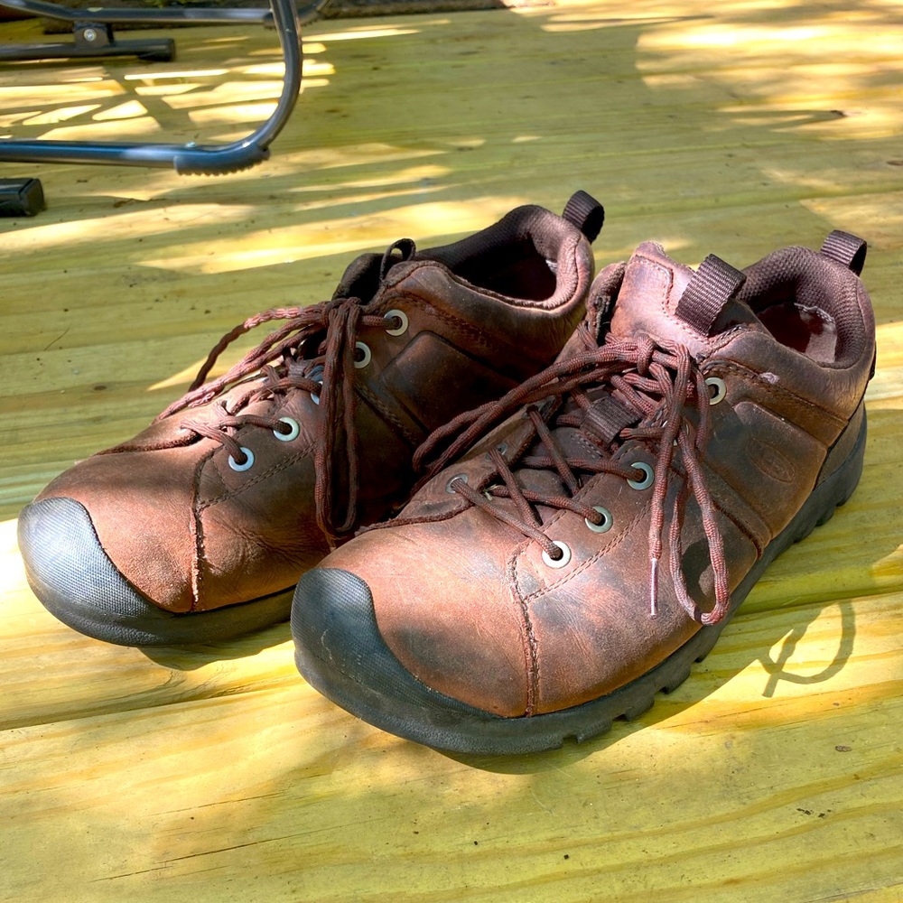 Keen work shoes water proof